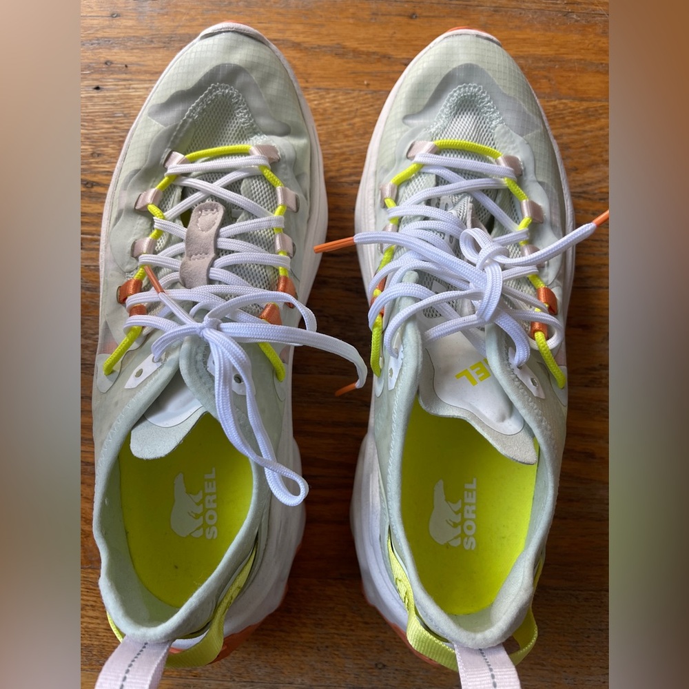Sorel Breakthrough Athletic Shoes- Excellent Condition
